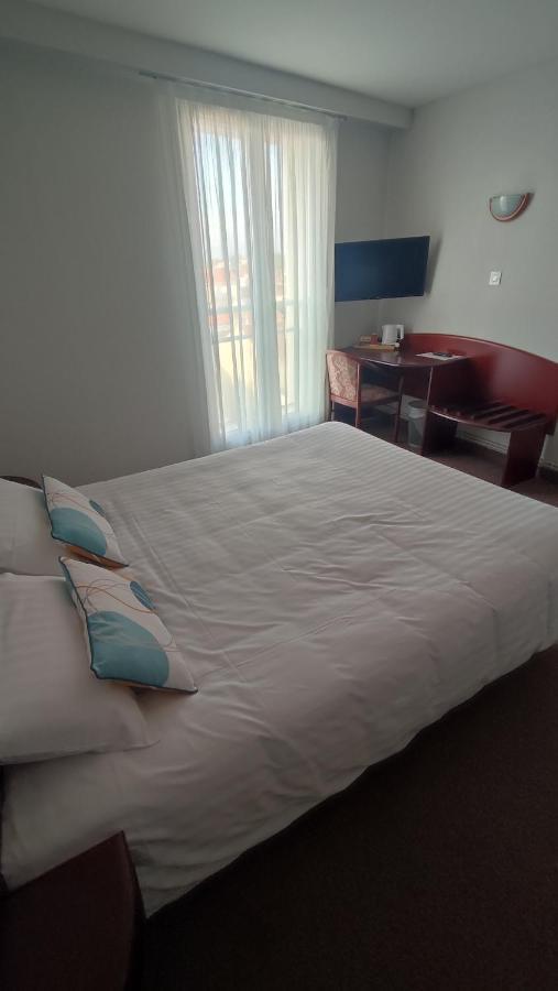 Comfort Double Room with Side Sea View,959818282:JPEG